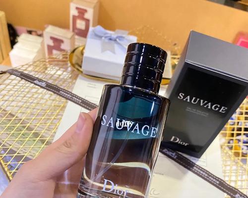 探究旷野男士香水的独特魅力（从味道到气息）